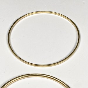 Par de Esclavas Enchapadas Doradas - imagen 4