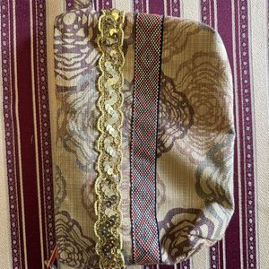 Lote de Bolsos y Sombrero de Ala Ancha Artesanal - imagen 16