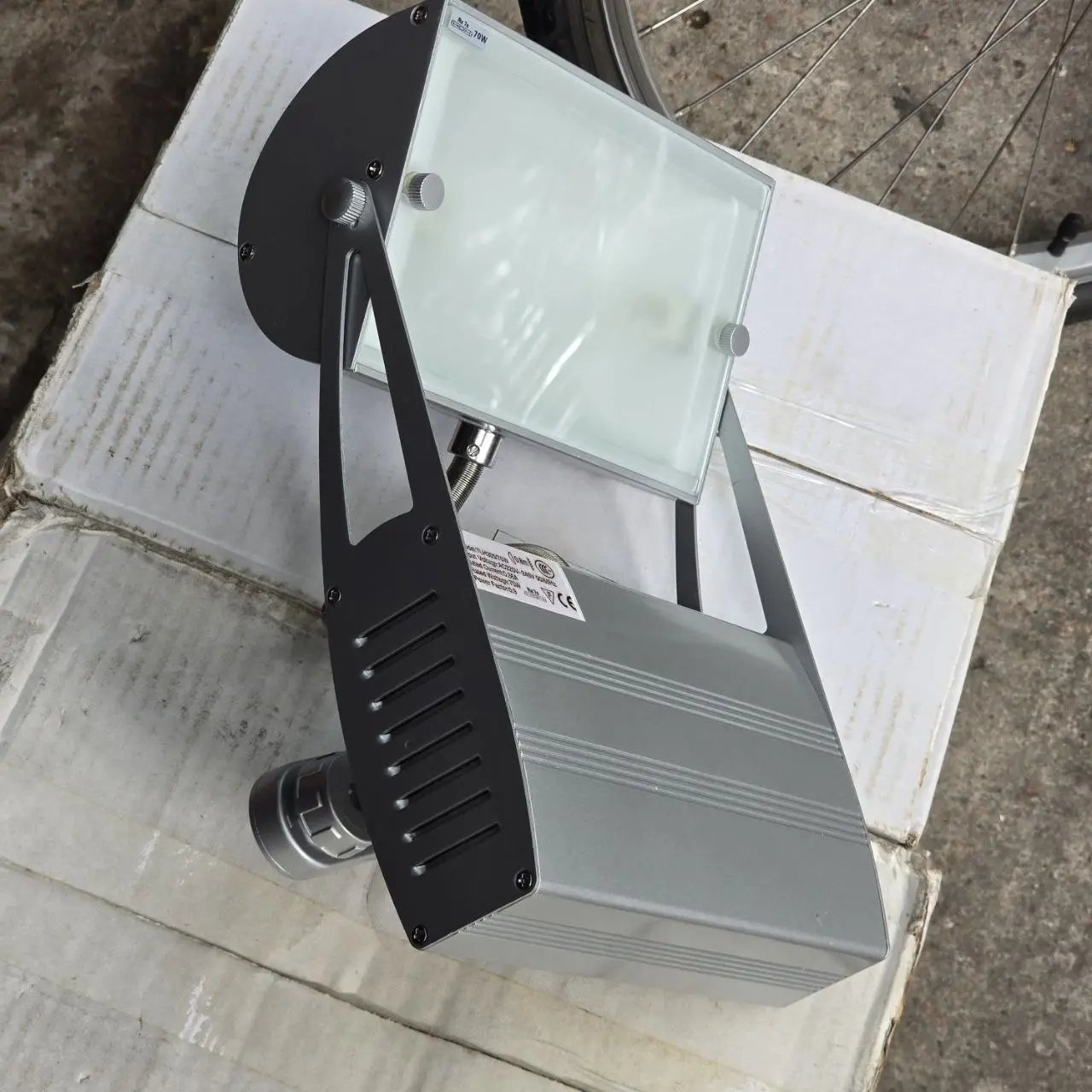 Lote siguiente: Lotes de Iluminación para Riel 70w