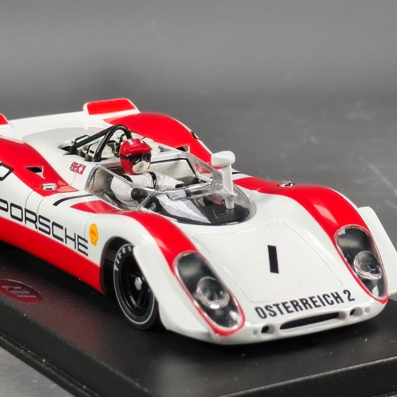 Modelo a escala de coche de carreras Porsche 908 - imagen 4