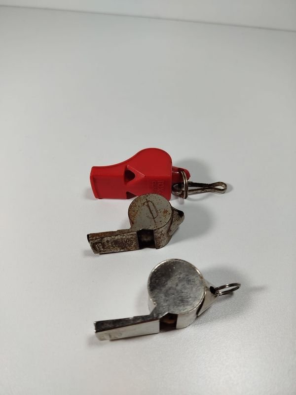 Silbatos de colección funcionantes - imagen 2