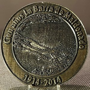 Lote anterior: Medalla Conmemorativa 100 Años La Barra de Maldonado 1914-2014