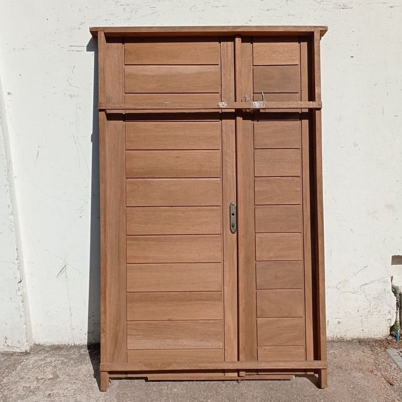 Puerta exterior en cedro, nueva y sin uso - imagen 4