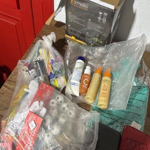Lote anterior: Lote de Cosméticos y Accesorios Varios