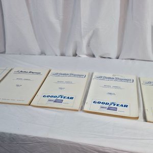 Colección de 5 Revistas Jurídicas "La Justicia Uruguaya" - imagen 3