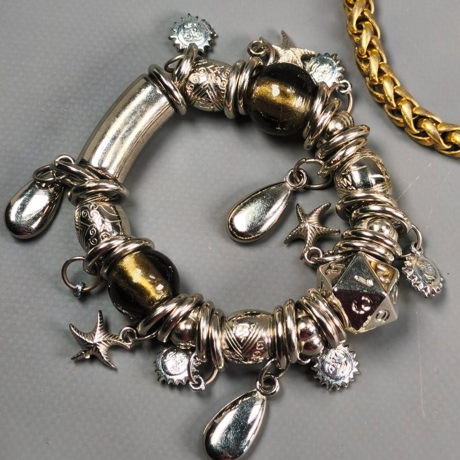 Item 16453 - Image 6