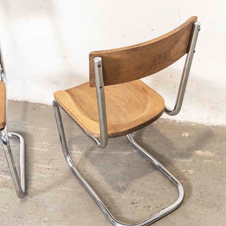 Sillas de madera y metal cromado en buen estado - imagen 3