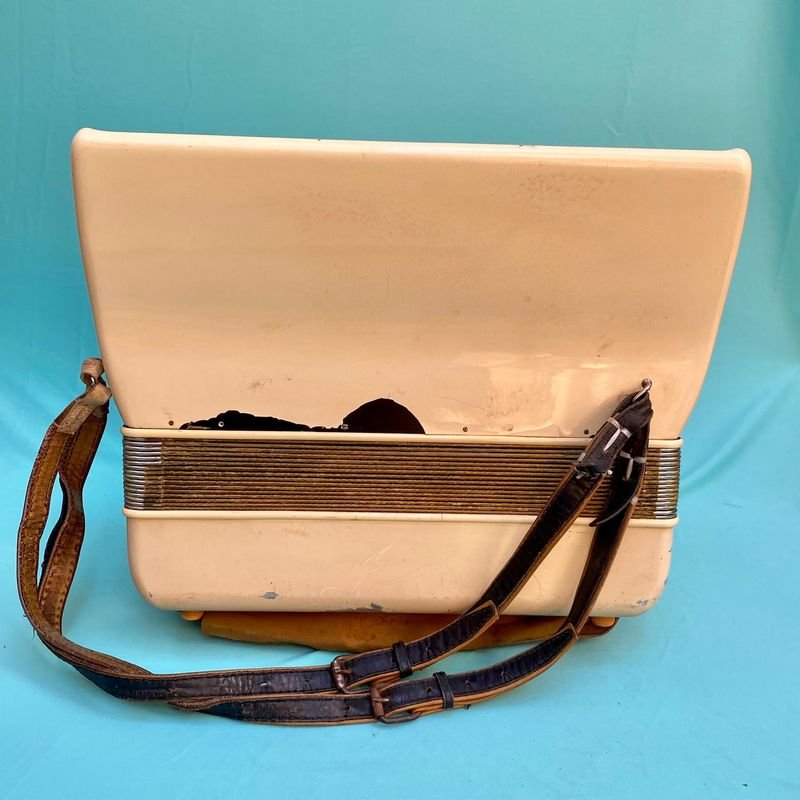 Item 867935 - Image 4