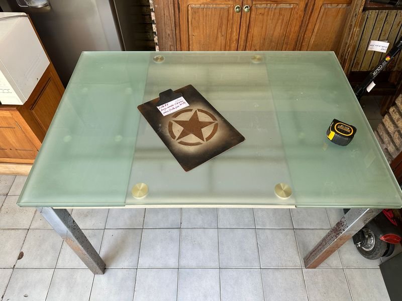 Mesa de comedor extensible con 6 sillas y forros - imagen 2