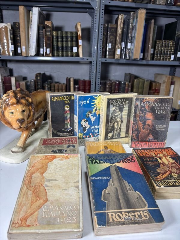 Lote siguiente: Antiguos Almanaques Italianos de comienzos de Siglo XX