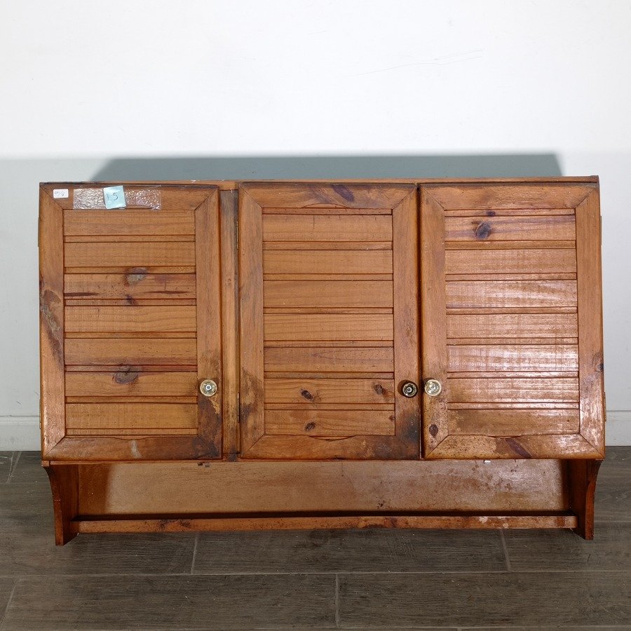 Cajón de cocina en pino con tres puertas y estante - imagen 2