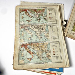 Cinta Métrica Antigua y Atlas "Kozen" de "Verlag Ed. Hölzel" - imagen 4