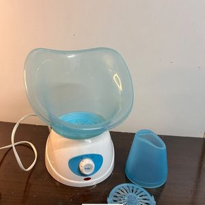 Vaporizador Facial Eléctrico Blanco y Azul - imagen 3