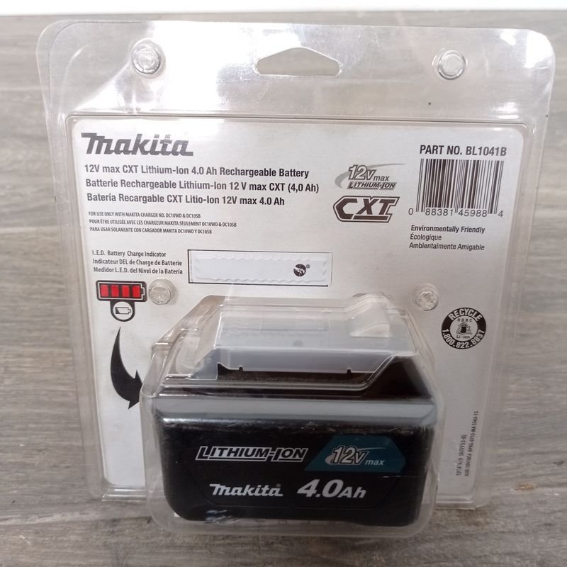 Batería recargable de litio Makita, 12 voltios. Nueva - imagen 2