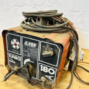 Lote #066 – Soldadora eléctrica Cifes – no se probó - imagen 3