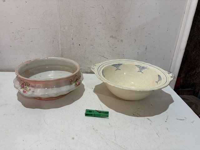 Centro de Mesa y Ensaladera Inglesa Antigua de Cerámica
