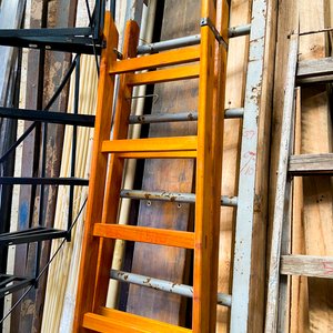 Escalera de Pintor de Madera con Siete Escalones - imagen 3