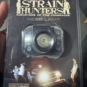 Lote anterior: Linterna Frontal "Strain Hunters" 5 LED Nueva en Blíster