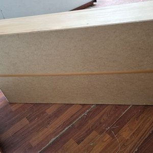 Mueble Modular Bajo Blanco con Puertas y Estantes, Herrajes Oscuros - imagen 4