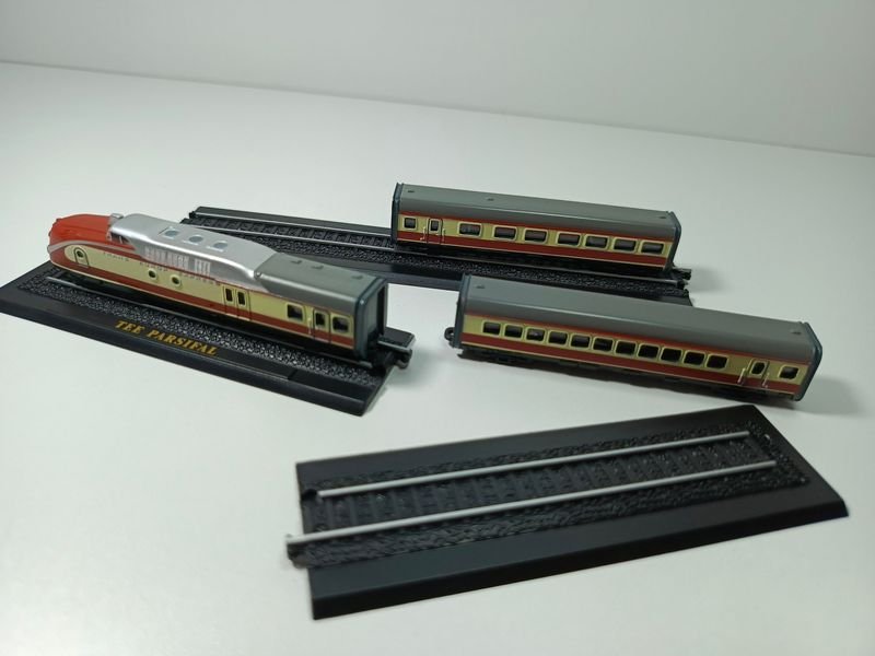 Tren a escala 1/220 Atlas Minitrains TEE PARCIFAL - imagen 6