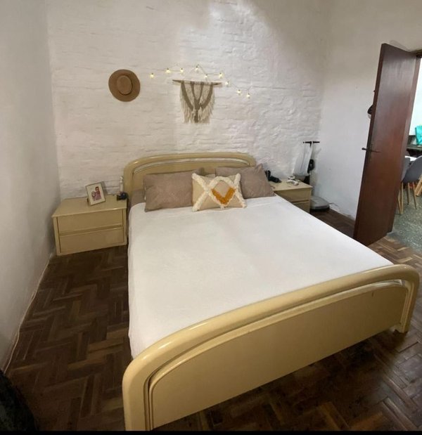 Juego de dormitorio Completo con Cama King y Accesorios - imagen 2