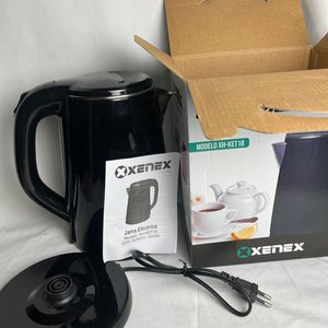 Jarra Eléctrica Xenex 1.8 Litros, 1500W, Nueva Sin Uso - imagen 9