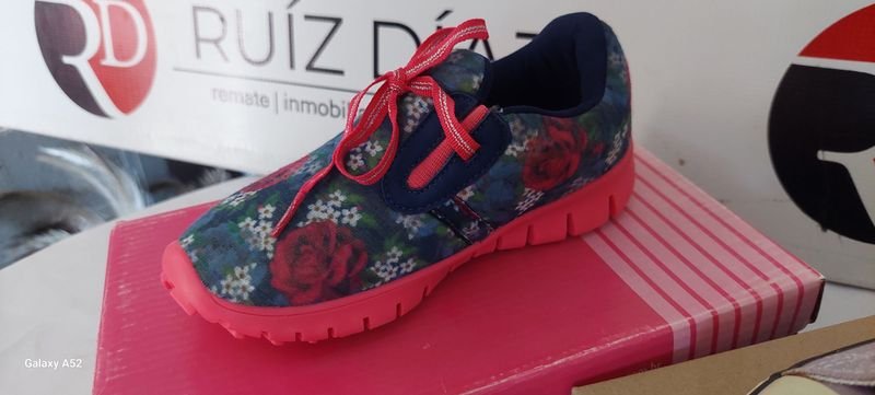 Calzado de moda en venta - imagen 3