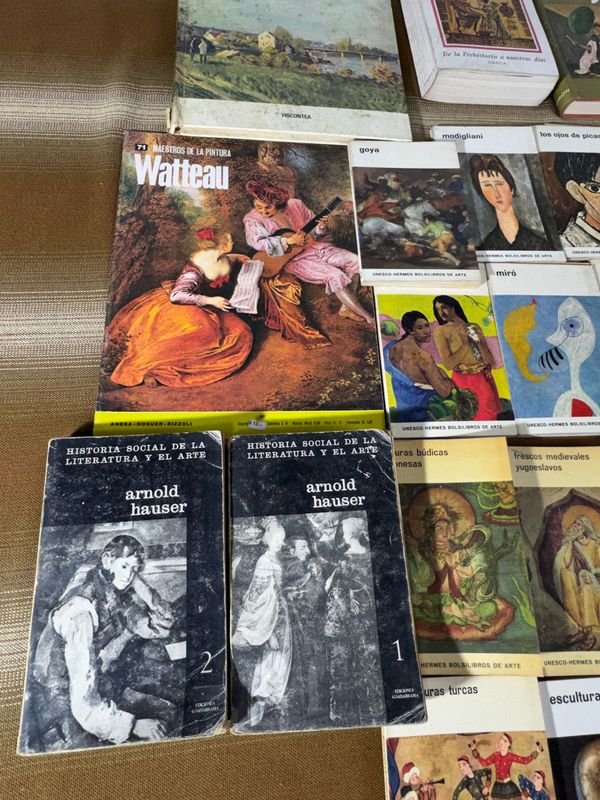 Libros y materiales de estudio en español - imagen 3