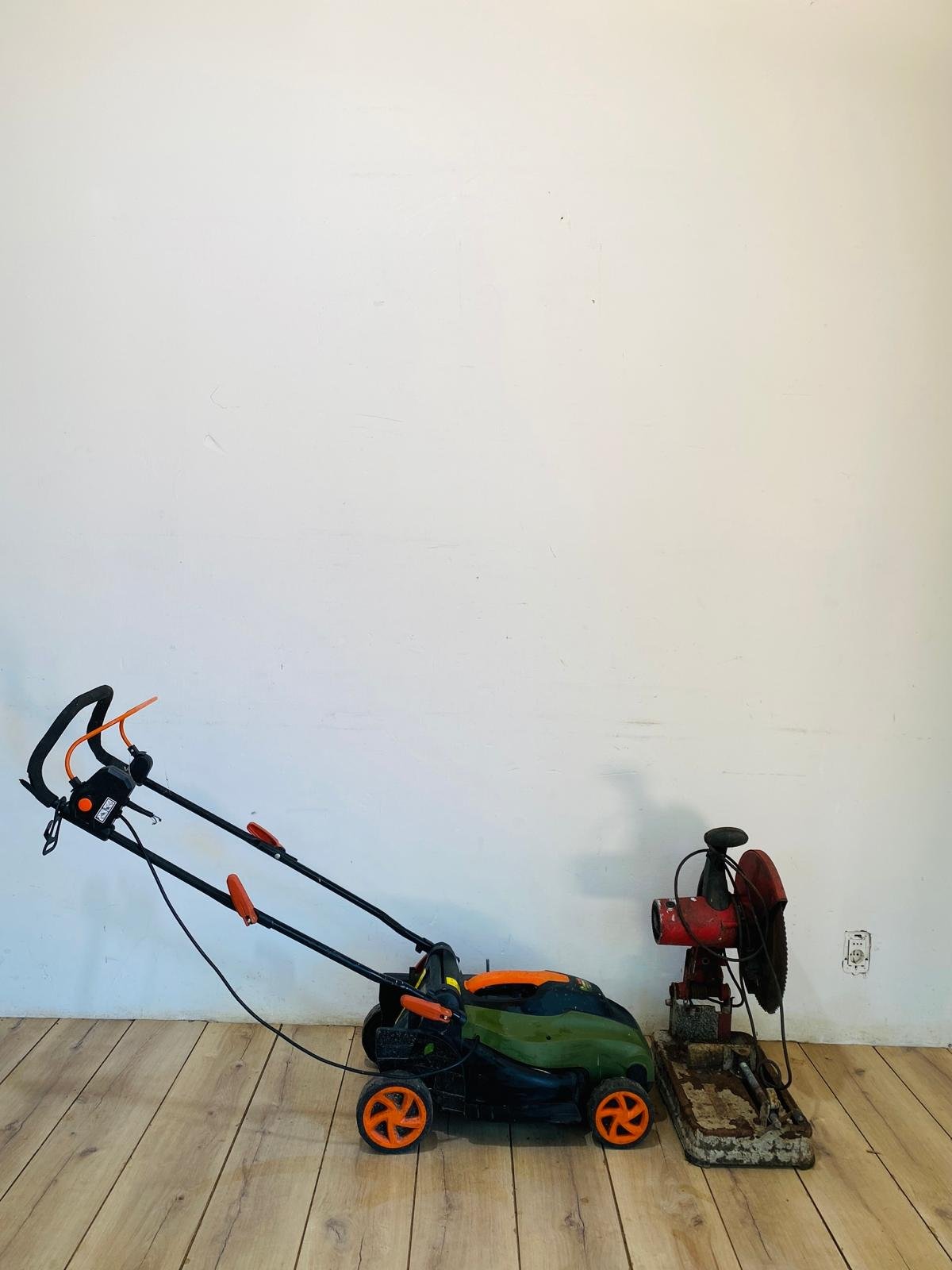 Item cortadora-de-cesped-4-ruedas-sierra-sensitiva - Image 2