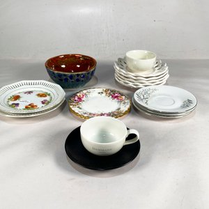 Lote de 16 Platos y Tazas Variados - imagen 2