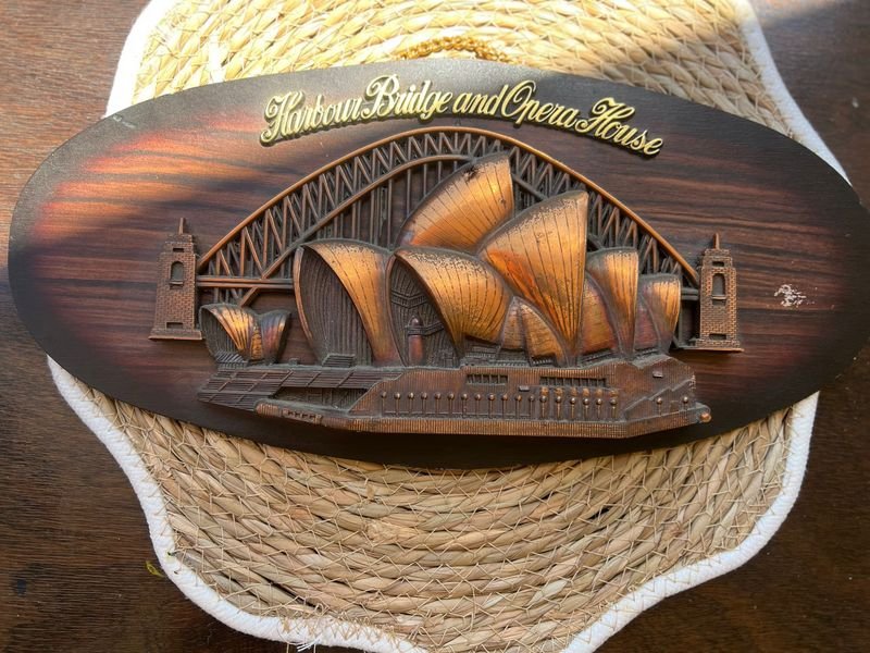 Placas de madera con escenas de puentes y barcos - imagen 2