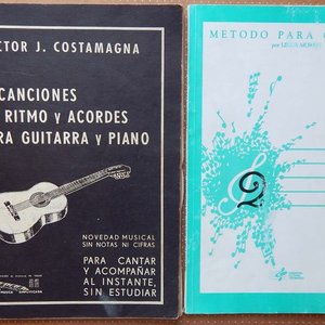 Lote siguiente: Dos Libros de Música: Método para Órgano y Canciones para Guitarra/Piano