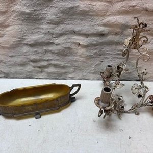 Antiguo Lavatorio de Bronce y Araña Floral de Hierro - imagen 2