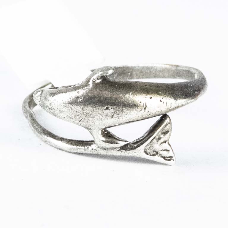 Anillo de plata con abolladura - Peso: 2gr - Medidas: 17.5mm