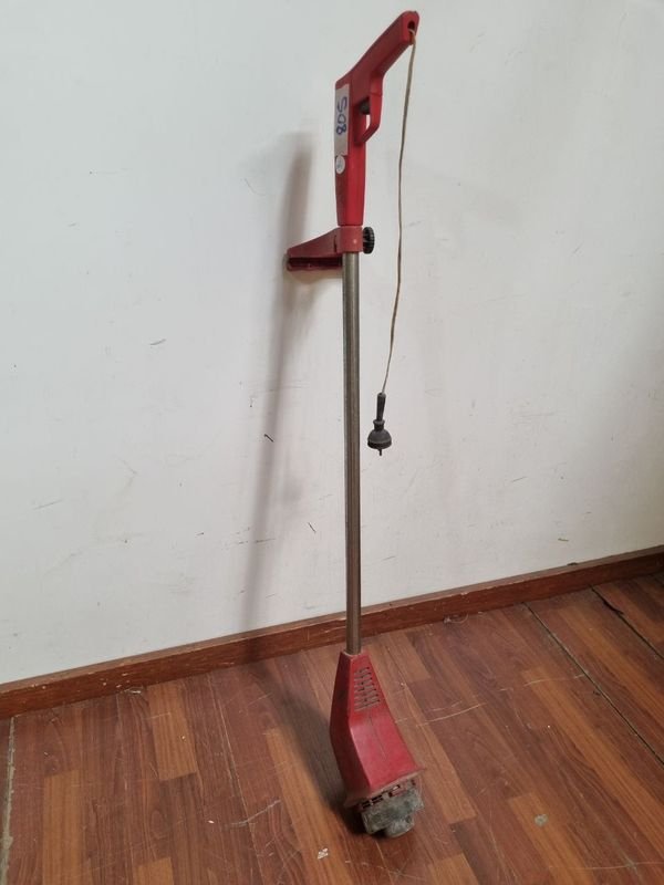 Lote siguiente: Bordeadora Arno (10x120) - Accesorios para Vehículos