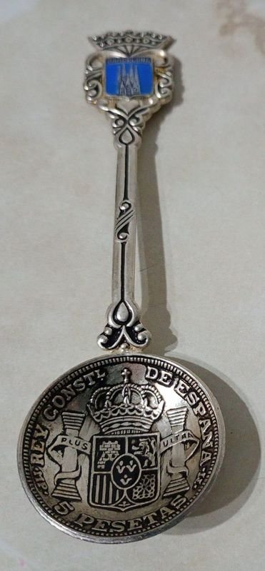 Cuchara Coleccionable Réplica Moneda Histórica 5 Pesetas Catedral Barcelona - imagen 1