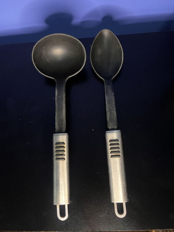 Lote siguiente: Utensilios de cocina en buen estado