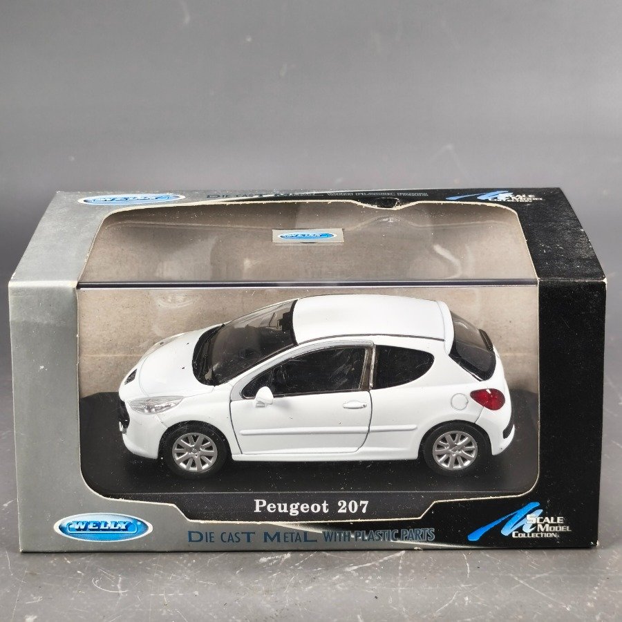 Item 17679 - Image 1