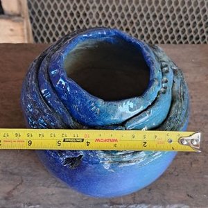 Recipiente de Madera con Tapa y Macetero de Barro Azul - imagen 11