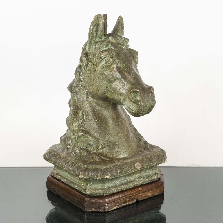 Lote anterior: Base para lámpara de estilo ecléctico con cabeza de caballo