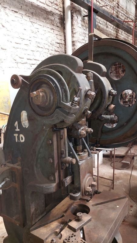 Item 758362 - Image 1