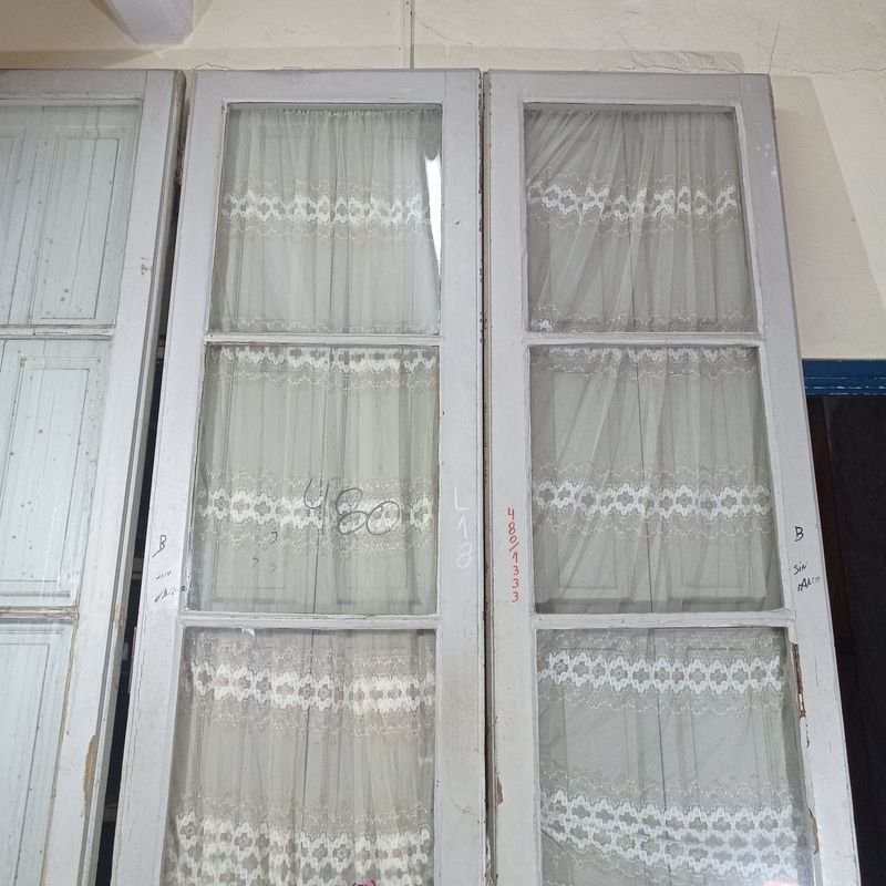 Puertas de pinotea sin marco para decoración - imagen 4