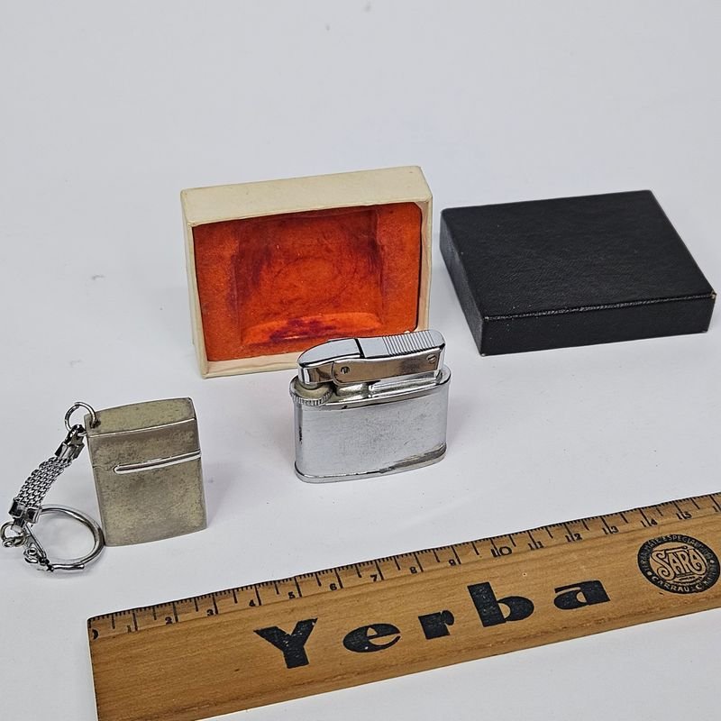 Lote anterior: Encendedor Vintage con Estuche y Caja