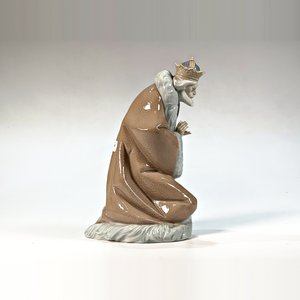 Figura de Rey Lladró en Porcelana, Capa Marrón, 24 cm - imagen 6