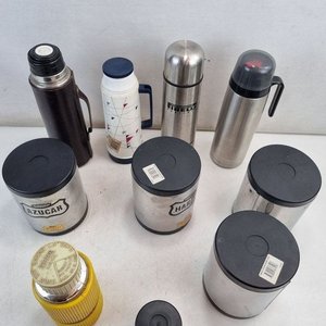 Lote de 10 Termos y Latas de Cocina en Acero Inoxidable y Plástico - imagen 3