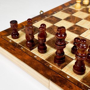 Juego de ajedrez y backgammon completo, tablero madera 34 x 34 cm - imagen 5