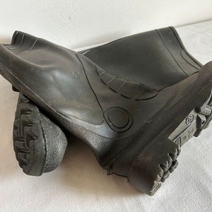 Botas de Goma Negras Talle 41 Nuevas - imagen 3