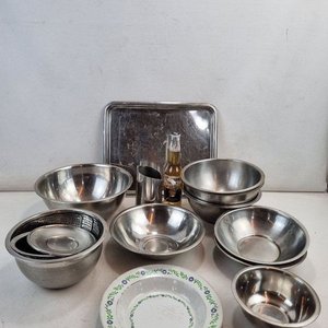 Set de Cocina Metálico: Fuentes, Bandejas y Vaporera (15 Piezas) - imagen 2
