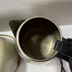 Lote de Electrodomésticos: Tostadora Cuori, Batidora Manual, Jarra Eléctrica Fantástico y Sandwichera - imagen 6
