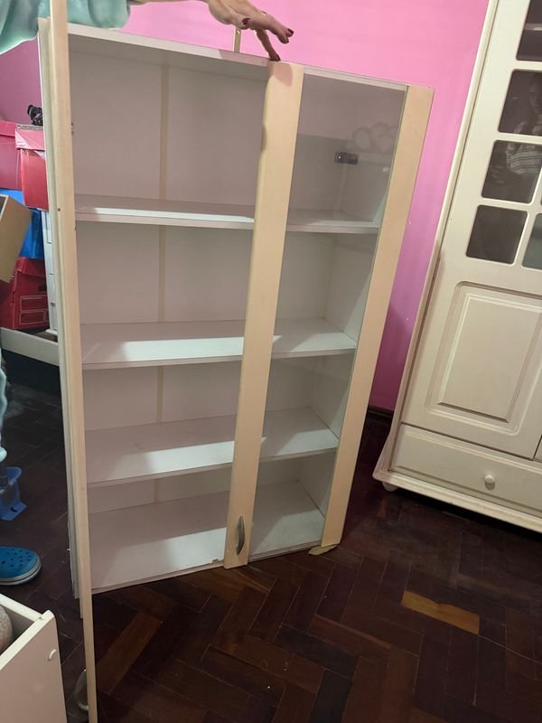 Mueble Cristalero Aéreo Beige/Crema con Puertas Translúcidas